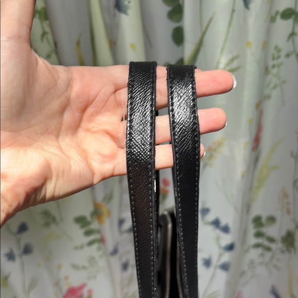 Michael Kors Black Tote Bag - Picture 3 of 11